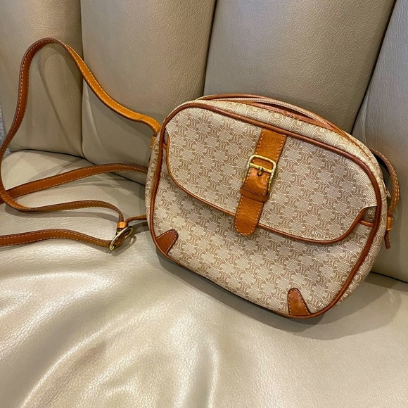 BEAUTIFUL vintage Triomphe Macadam pattern CELINE crossbody bag - Picture 1 of 7